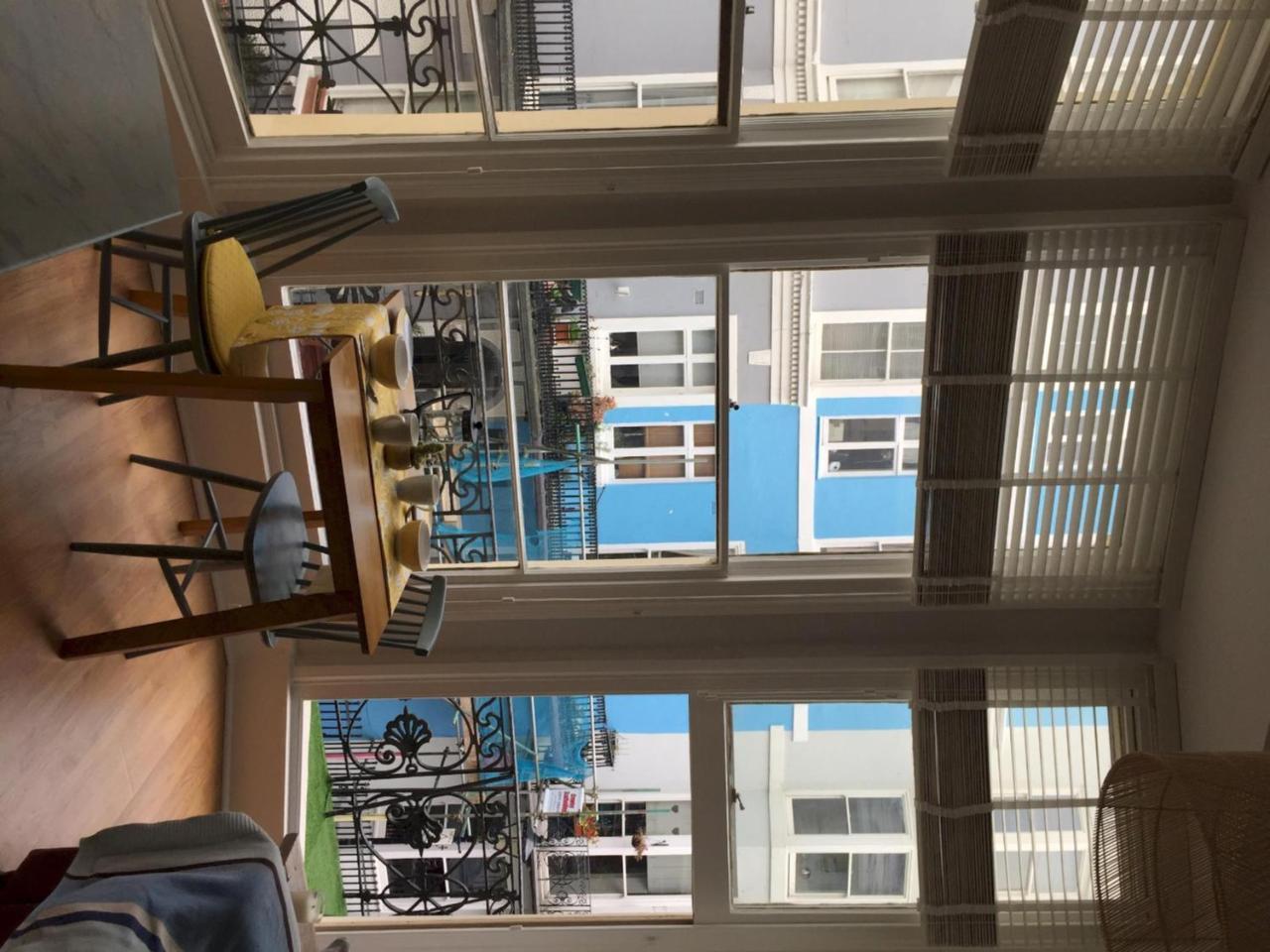 Striking Seaside One Bed Balcony Flat In Brighton Exterior photo